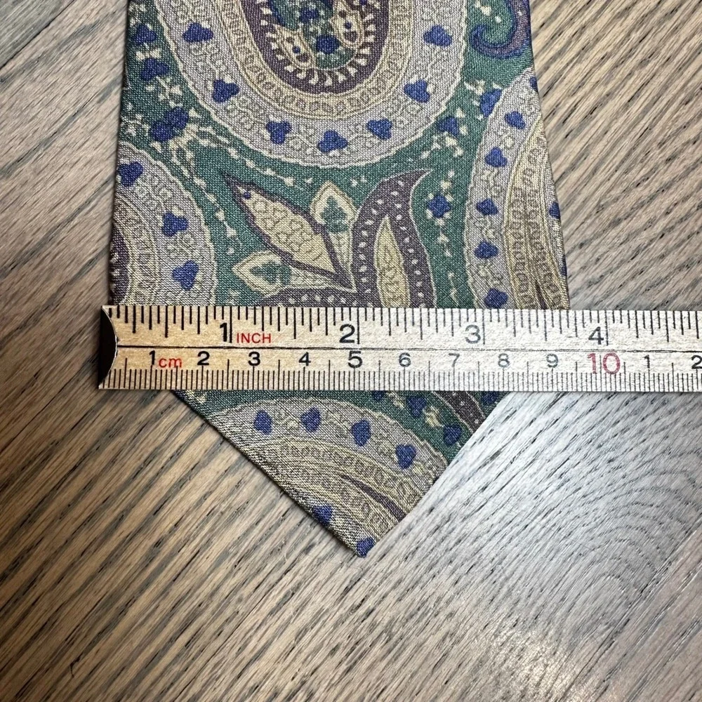COLOURS‎ by Alexander Julian Silk Tie Paisley Design Green Blue Purple USA Made